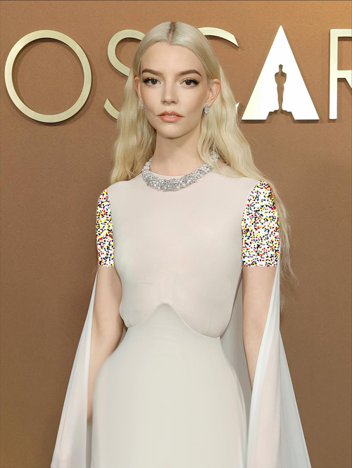 کمر باریک آنیا تیلور جوی