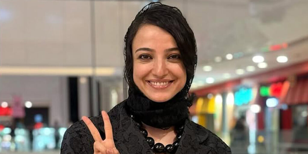 ترکیب پولک، تور و خط چشم رنگی؛ ندا جبرائیلی خلاقیتش را به تصویر کشید