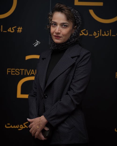 الهام نامی در اختتامیه جشنواره ۲۵