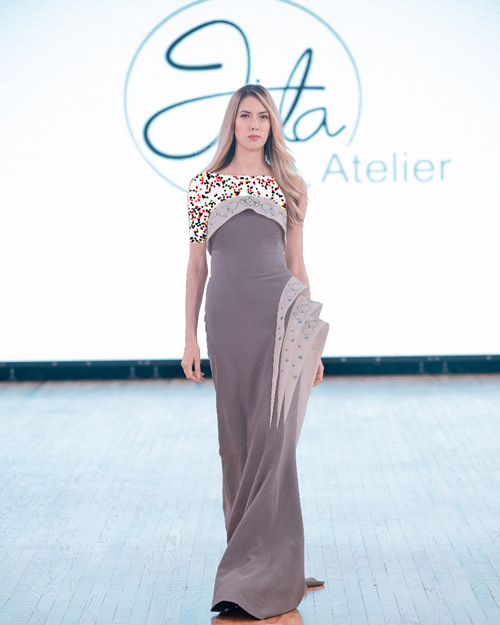 مجموعه‌ای با الهام از معماری ایرانی در لس‌آنجلس