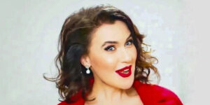 اندر سریال «سیب ممنوعه» با پیراهن گل‌گلی‌اش چشم‌ها را خیره کرد