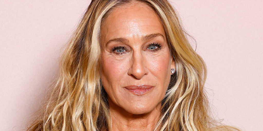 پیراهن وینتیج ستاره هالیوودی رمانتیک‌ترین آیتم یک مراسم فرهنگی شد!