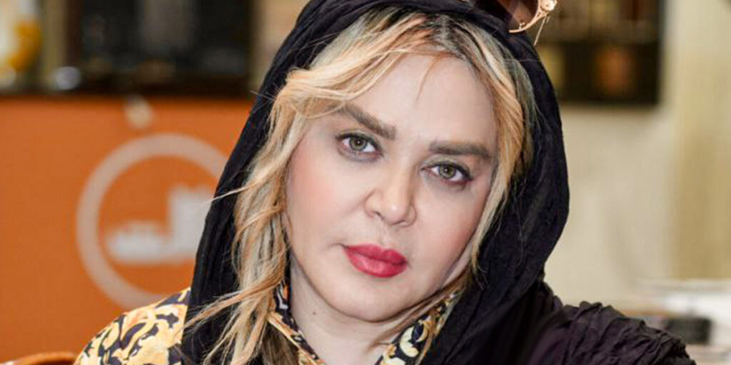 بهاره رهنما با استایل مشکی و همچنان خاص در یک مراسم ترحیم دیده شد