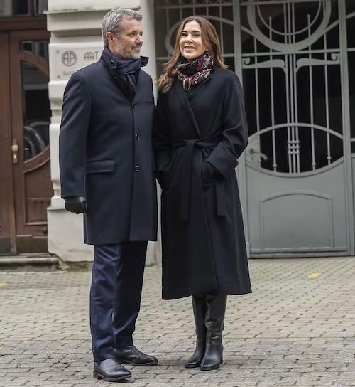 بوت‌های بلند زنان سلطنتی