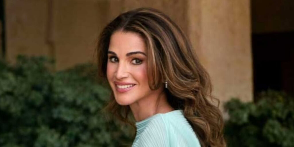 سبز را به سبک این بانوی سلطنتی ست کنید و جذاب‌ترین باشید!