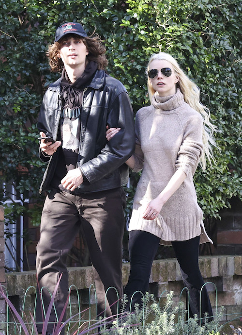 استایل‌های خیابانی آنیا تیلور جوی و همسرش