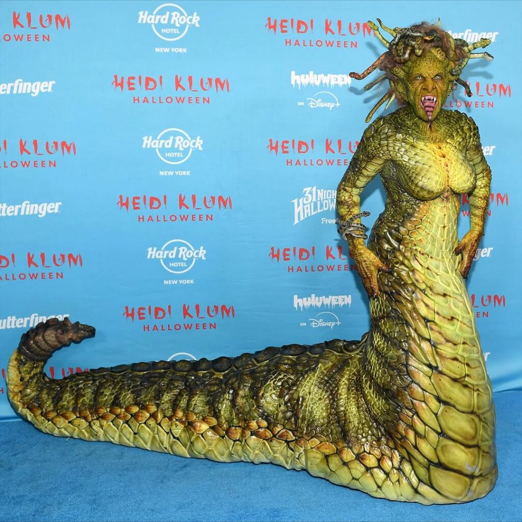 هایدی کلوم با گریم مدوسا