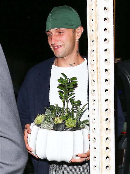 خانواده حدید در جشن تولد پدر