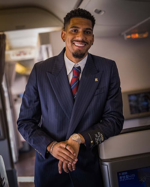 طراحی لباس امیری برای بارسلونا