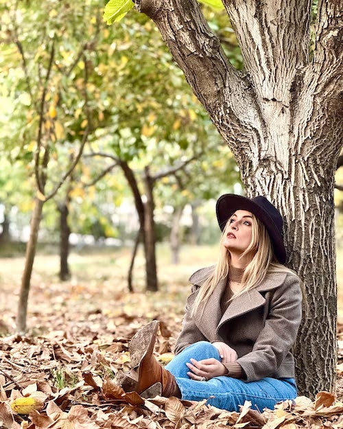 استایل پاییزی نیلوفر پارسا