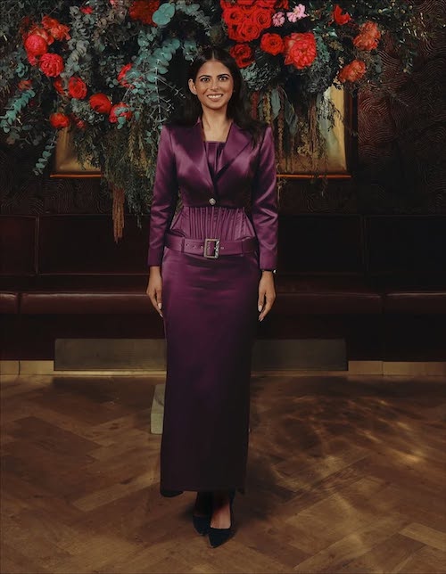 پیراهن بنفش ایشا آمبانی