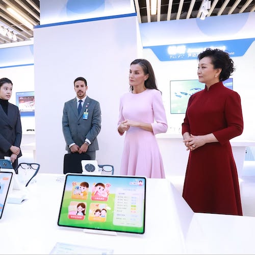 ملکه لتیزیا در چین