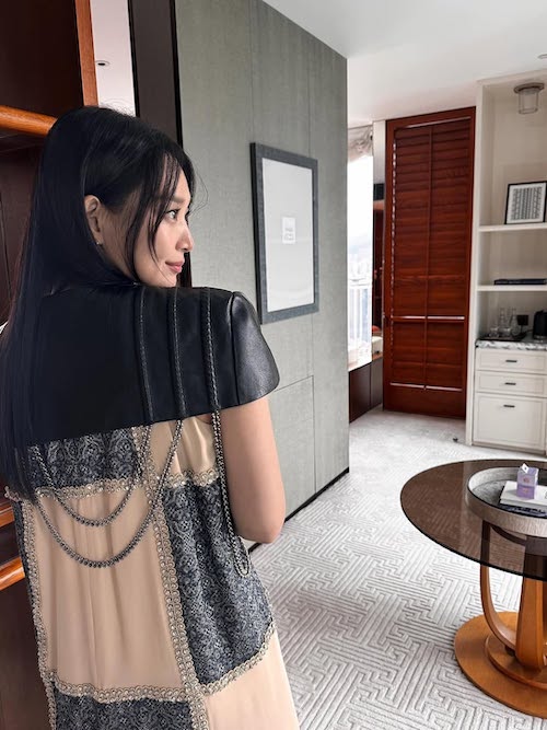 پیراهن عجیب شین مینآ