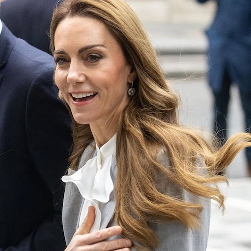 بلوز سفید کیت میدلتون