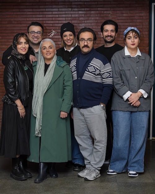 کت چرم مونا کرمی