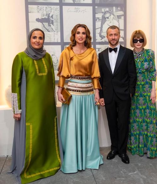 استایل ساتن ملکه رانیا