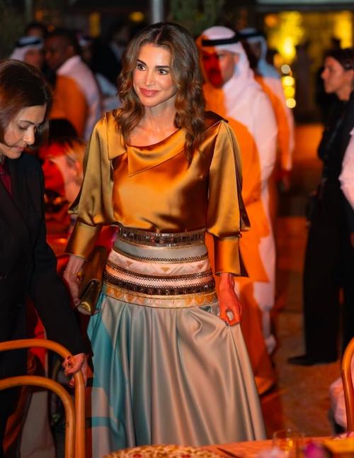 استایل ساتن ملکه رانیا