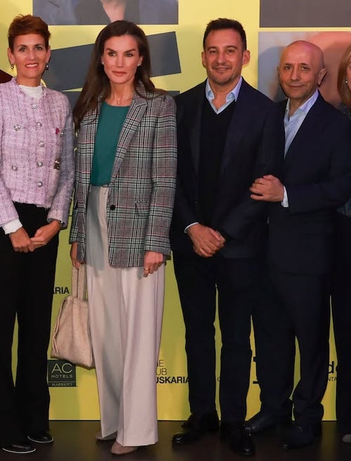 کت چهارخونه ملکه لتیزیا