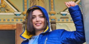 بهنوش طباطبایی کلاه فارغ التحصیلی‌اش را به هوا پرت کرد! استایل خانم دکتر سینما را ببینید