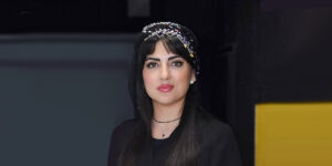 باز هم هلیا امامی و باز هم کیفی عجیب! این کیف‌ها را از کجا می‌خرد؟