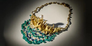 گردنبند افسانه‌ای سالوادور دالی با قیمتی رؤیایی فروخته شد