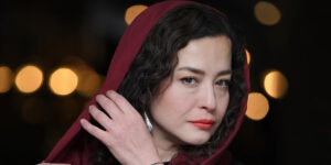 تضاد جذاب در استایل مهراوه شریفی‌نیا؛ مشکی و سفید را اینگونه ست کنید