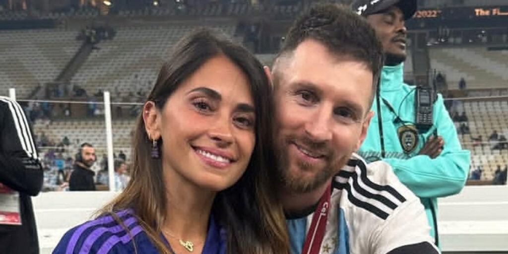 همسر مسی در مرکز توجه قرار گرفت؛ آنتونلا روکوزو این بار به‌عنوان مدل تیفانی می‌درخشد! 