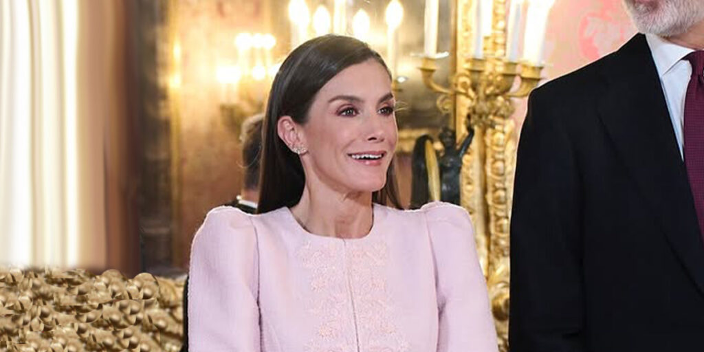 چارخونه در استایل ملکه اسپانیا؛ شما هم این طرح محبوب را بپوشید