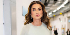 ملکه رانیا با کمربند عجیبش جنجال آفرید؛ این مدل کمربندها قبلا برای پهلوانان بود