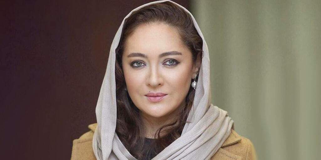 ترنچکت نیکی کریمی