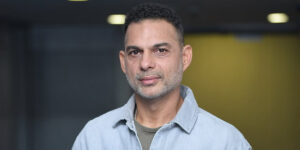 گریم پیمان معادی در فیلم جدیدش جنجال‌آفرین شد! قرار است یک شخصیت خاص ببینیم