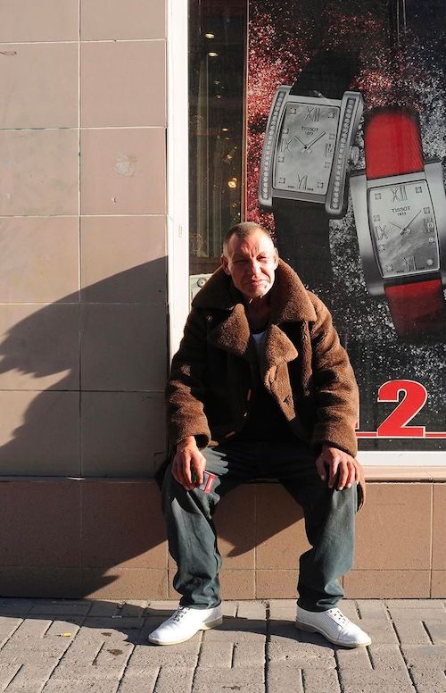 بی‌خانمان خوش‌پوش