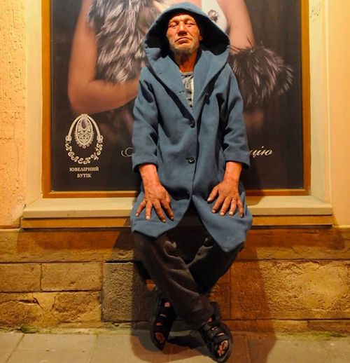 بی‌خانمان خوش‌پوش