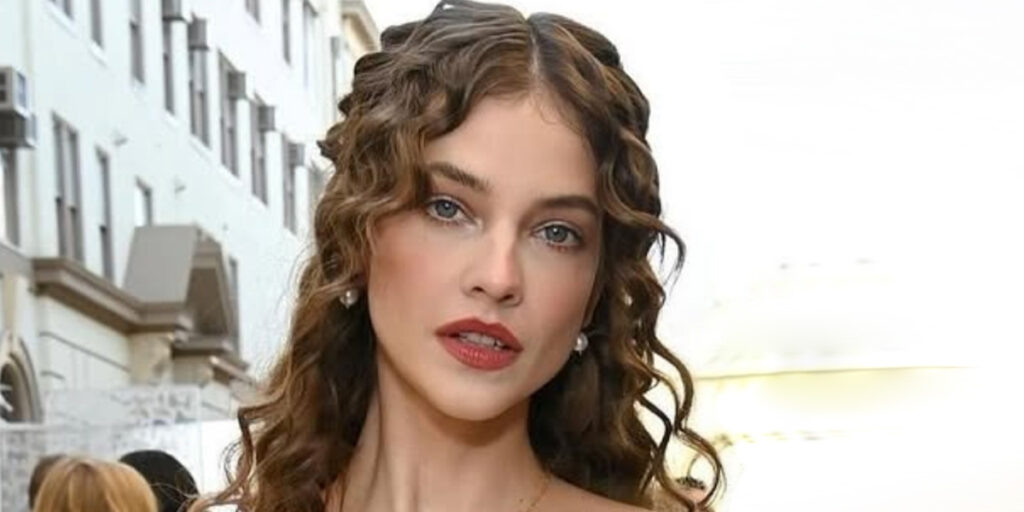 فرشته ویکتوریا سیکرت تبدیل به گربه شد! او را با این گریم نمی‌شناسید