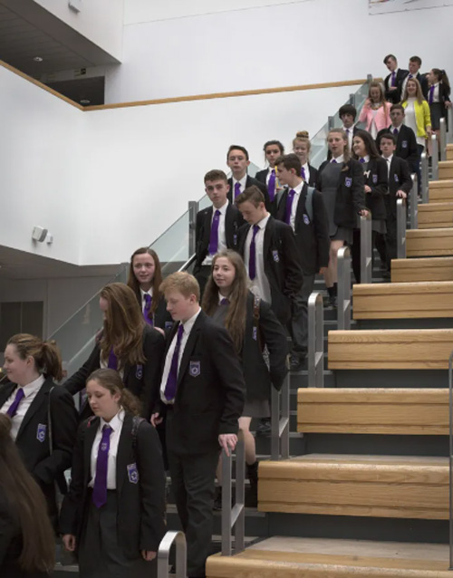 یونیفرم مدارس در کشورهای مختلف