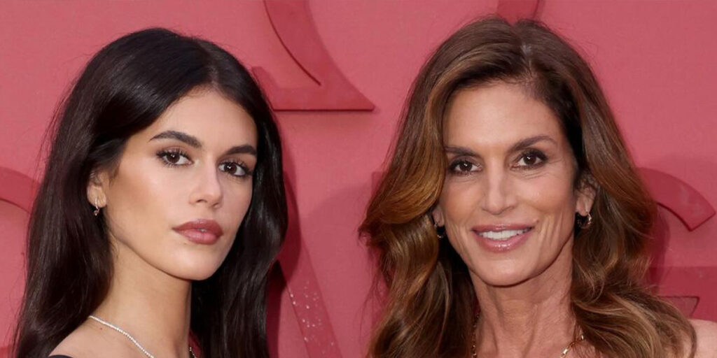 یک لحظه دژاوو در فرش قرمز؛ چگونه ستاره مشهور نام مادرش را بر سر زبان‌ها انداخت؟