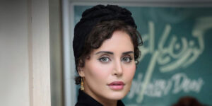 الناز شاکردوست در کنسرت مهران مدیری دیده شد! گوشواره‌ها را با چشم‌هایش ست کرده