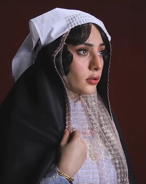 مسیر رشد ترلان پروانه در قاب تصویر