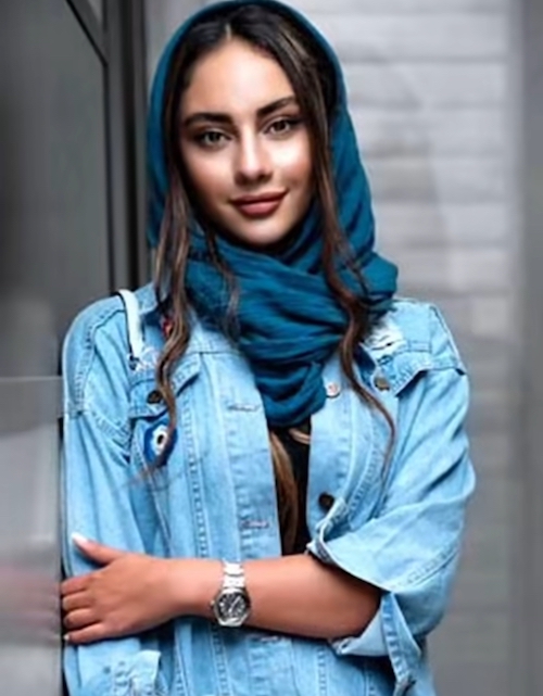 مسیر رشد ترلان پروانه در قاب تصویر