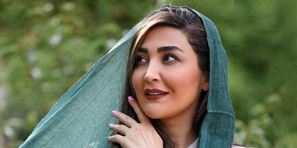 مریم معصومی با تاج عجیبش قدرت زنان در دل تاریکی را نمایش داد!