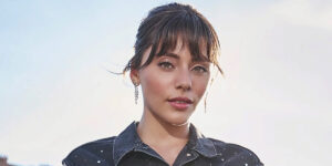 بازیگر سریال «شربت ذغال‌اخته» با استایل‌های پاییزی‌اش، لندنی‌ها را دیوانه کرد!