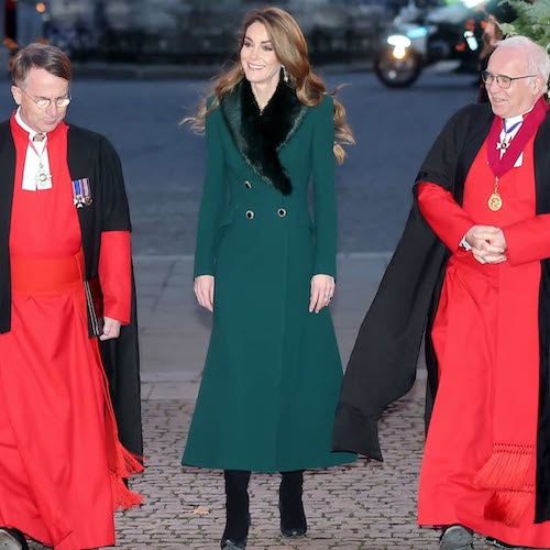 پالتوی سبز رنگ کیت میدلتون