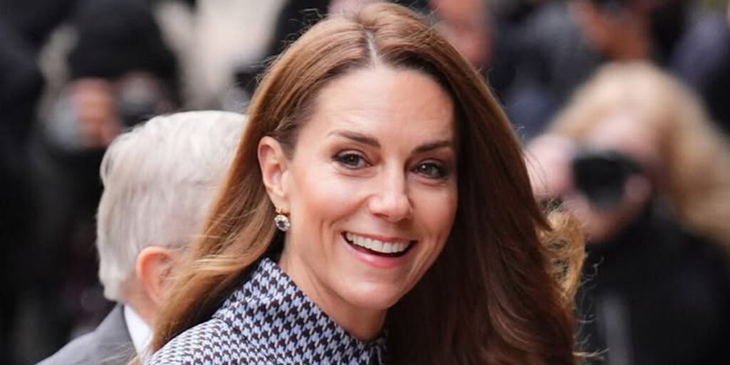 ملکه آینده انگلیس تکراری پوشید اما همچنان شیک و درخشان ظاهر شد!