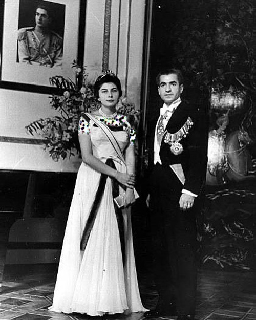 جواهرات عروسی ثریا اسفندیاری