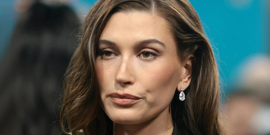 چرا هیلی بیبر ملکه‌ کت‌های چرم است؟ این تصاویر پاسخ می‌دهند