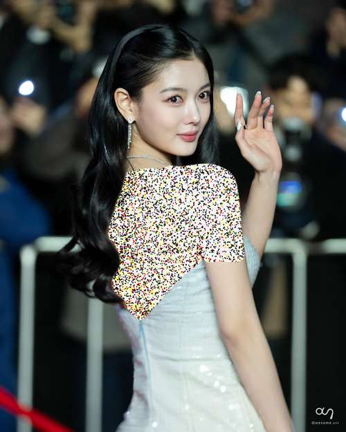 پیراهن شیک کیم یو جونگ