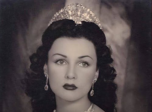 جواهرات فوزیه در روز عروسی