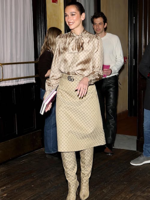 لوگو استایل دوآ لیپا