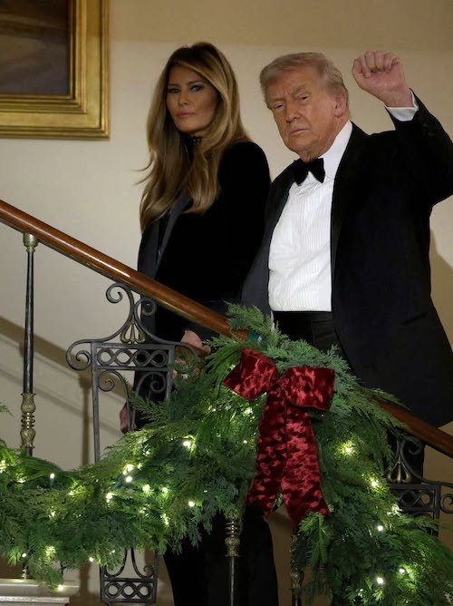 کت مخمل ملانیا ترامپ