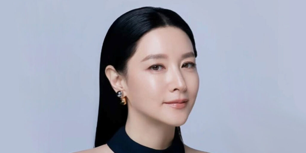 یانگوم با جواهرات تیفانی